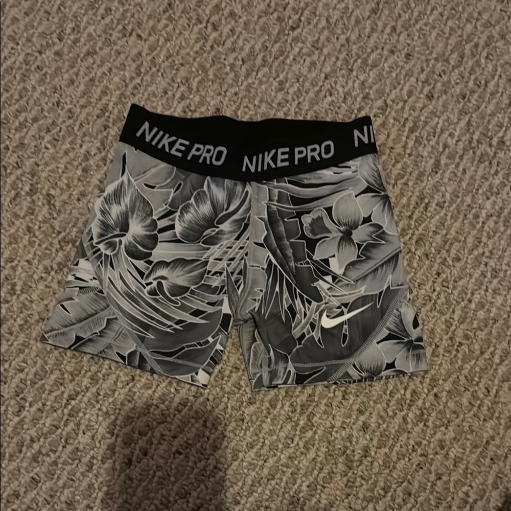 Nike Girls Pro Black and White Floral Shorts